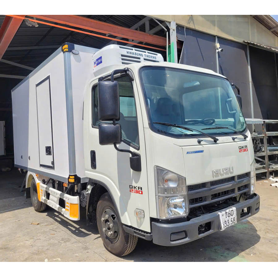 Xe-tai-dong-lanh---QKR230