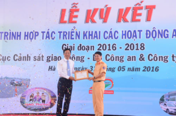 Honda-Viet-Nam-ky-ket-trien-khai-cac-hoat-dong-ATGT-voi-Cuc-Canh-sat-giao-thong-